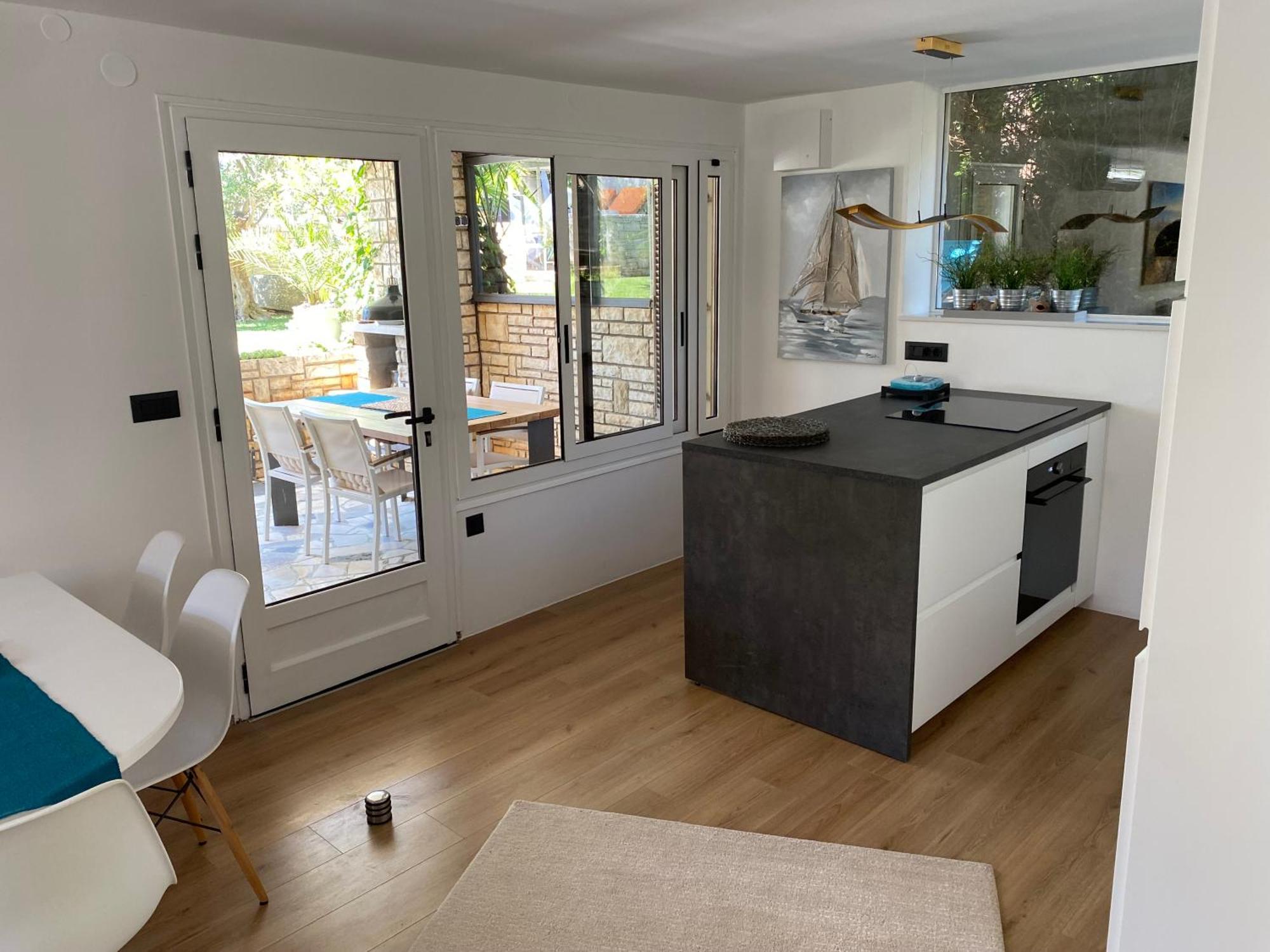 Residence Pecek Новиград Екстериор снимка