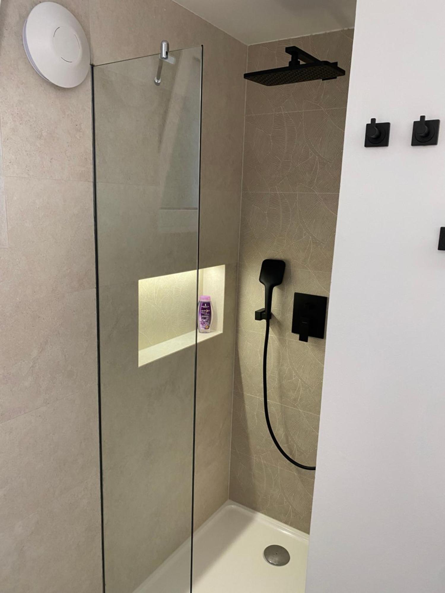 Residence Pecek Новиград Екстериор снимка